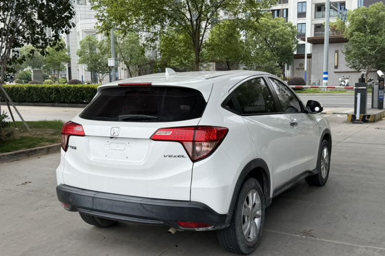 Used Honda Vezel 2015 1.5L CVT two-wheel drive Comfort trim Exterior 5