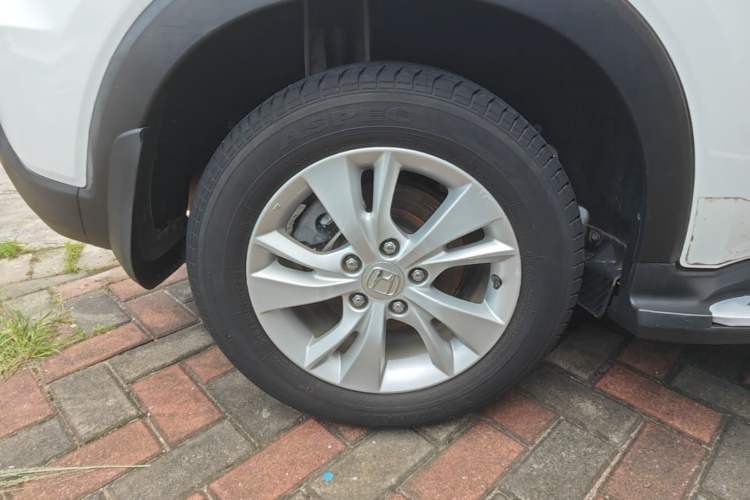Used Honda Vezel 2015 1.5L CVT two-wheel drive Comfort trim Exterior 5