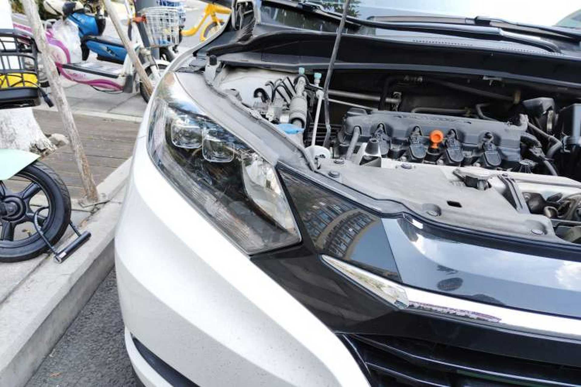 Used Honda Vezel 2015 1.8L CVT 2WD Luxury Model Exterior 6