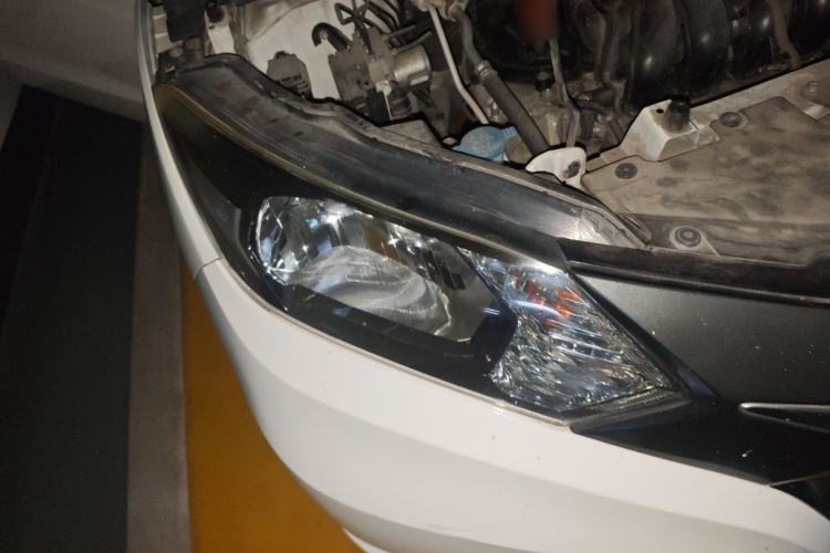 Used Honda Vezel 2015 1.5L CVT two-wheel drive Comfort trim Exterior 6