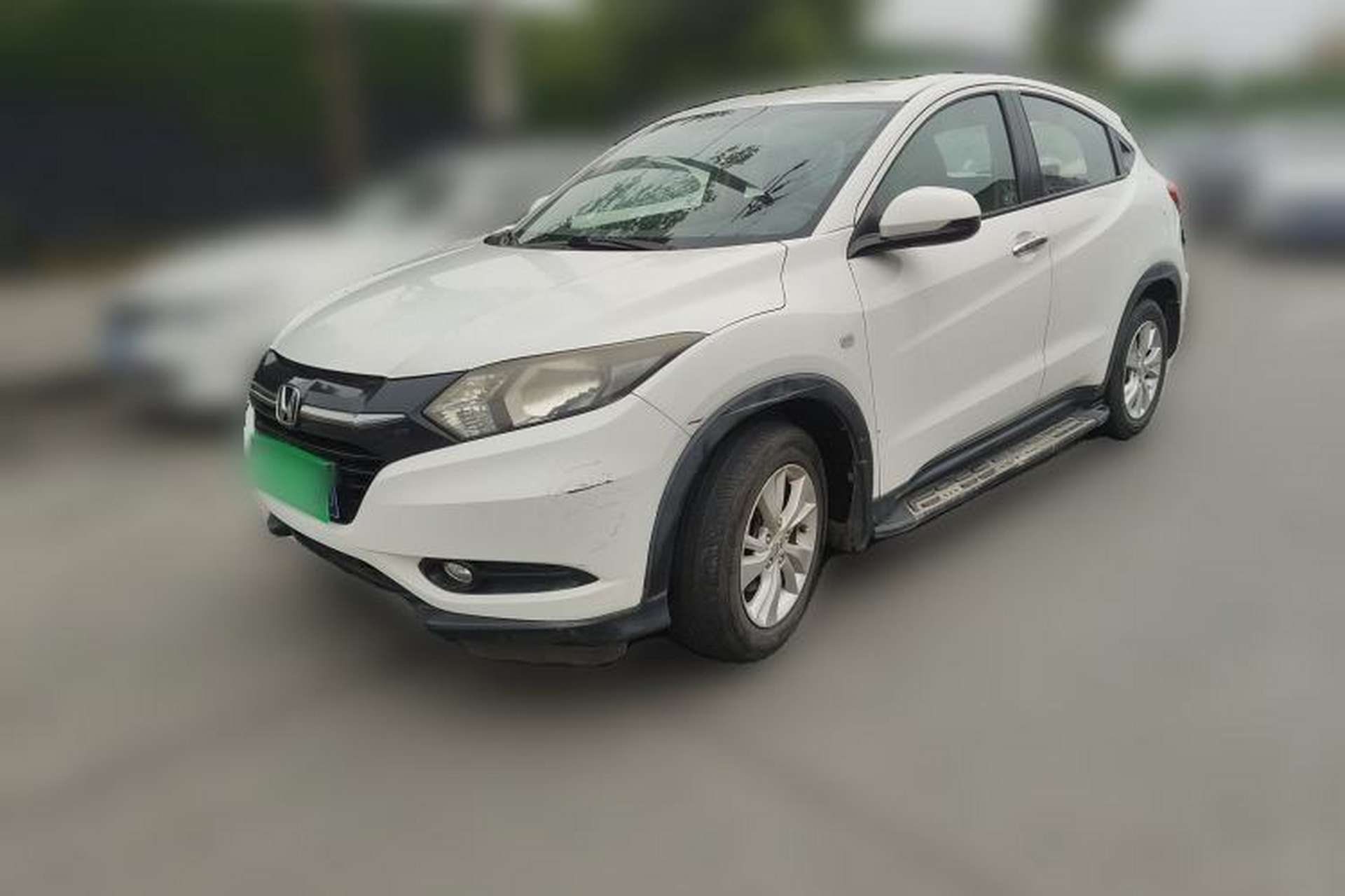 Used Honda Vezel 2015 1.5L manual two-wheel drive Comfort trim level Front Left 45 Deg