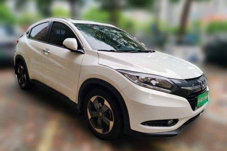 Used Honda Vezel 2015 1.8L CVT 2WD Luxury Model Front Right 45 Deg