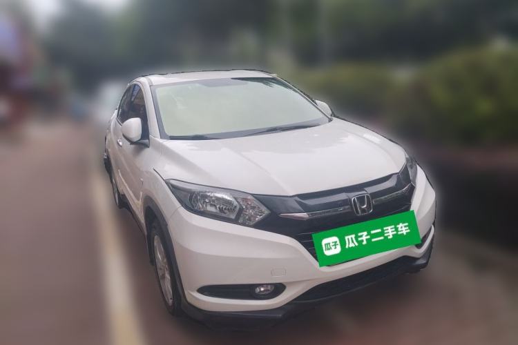 Used Honda Vezel 2015 1.8L Manual Two-Wheel Drive Elite Version Front Right 45 Deg