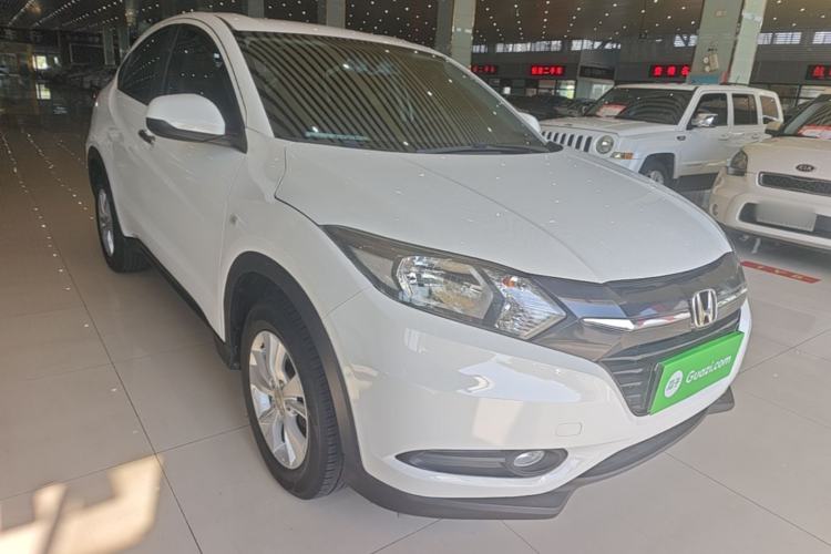 Used Honda Vezel 2015 1.8L CVT 2WD Elite Model Front Right 45 Deg