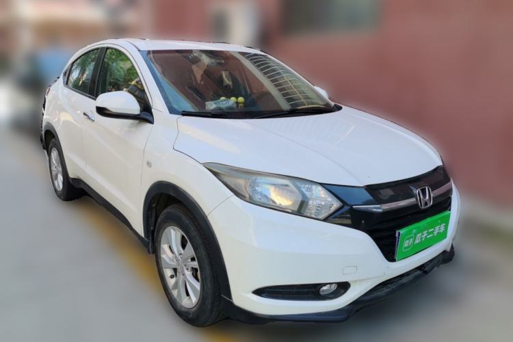 Used Honda Vezel 2015 1.5L CVT two-wheel drive Comfort trim Front Right 45 Deg