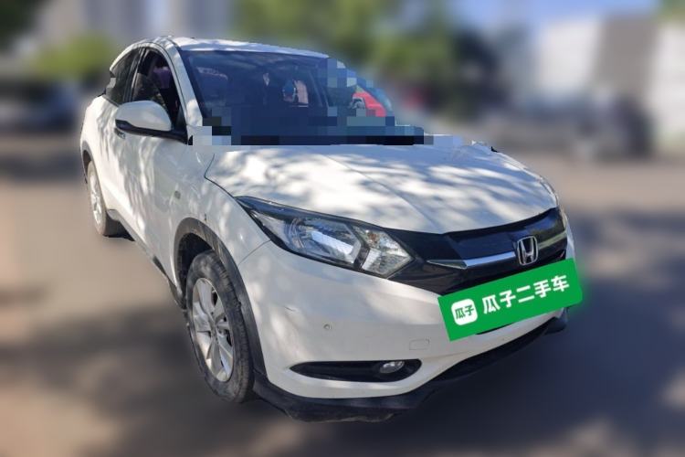 Used Honda Vezel 2015 1.5L CVT two-wheel drive Comfort trim Front Right 45 Deg