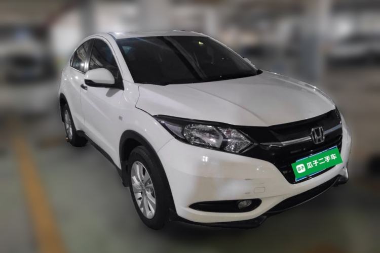 Used Honda Vezel 2015 1.5L CVT two-wheel drive Comfort trim Front Right 45 Deg