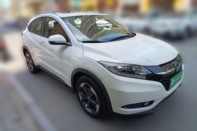Used Honda Vezel 2015 1.8L CVT 2WD Luxury Model Front Right 45 Deg