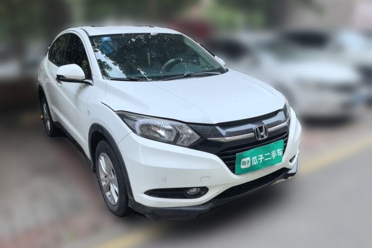 Used Honda Vezel 2015 1.5L CVT two-wheel drive Comfort trim Front Right 45 Deg
