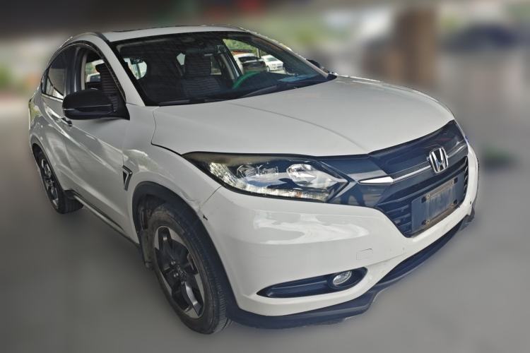 Used Honda Vezel 2015 1.8L CVT 2WD Luxury Model Front Right 45 Deg