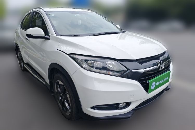 Used Honda Vezel 2015 1.8L CVT 2WD Luxury Model Front Right 45 Deg