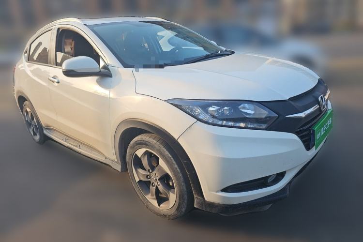 Used Honda Vezel 2015 1.8L CVT 2WD Luxury Model Front Right 45 Deg