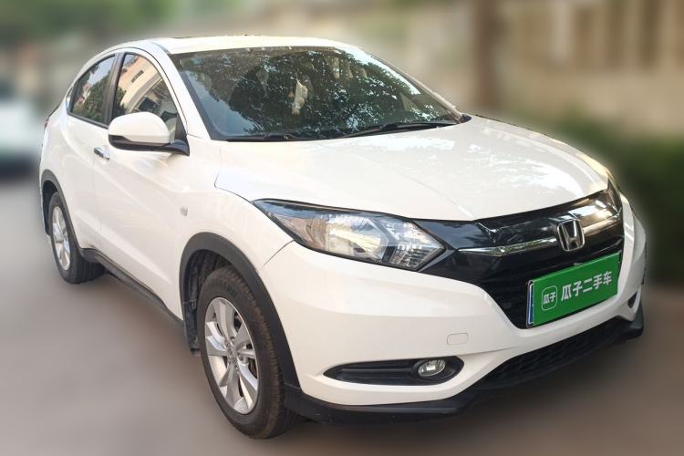 Used Honda Vezel 2015 1.5L CVT two-wheel drive Comfort trim Front Right 45 Deg