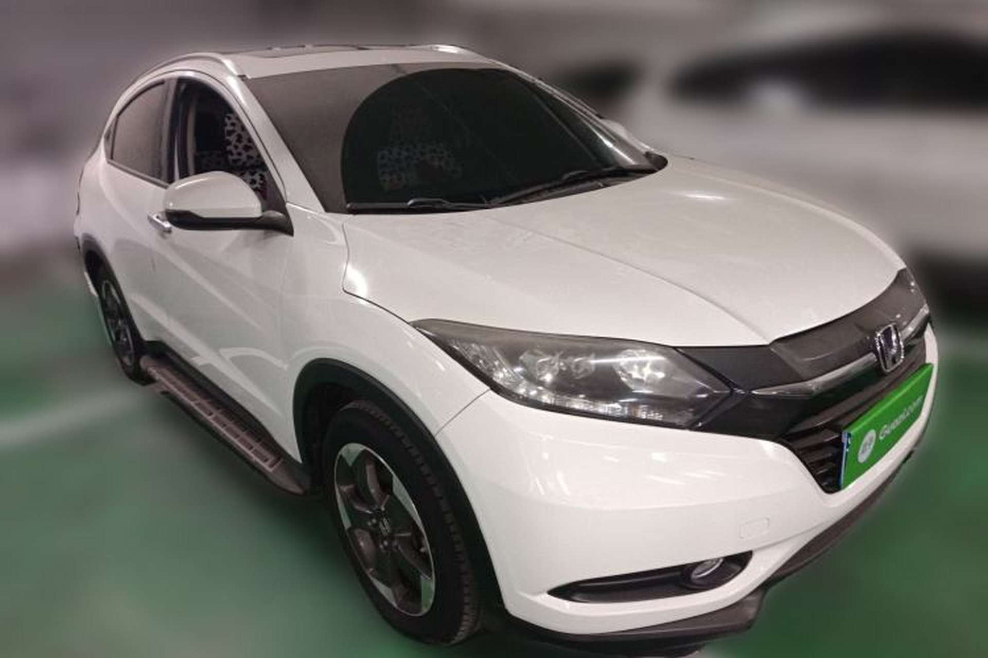 Used Honda Vezel 2015 1.8L CVT 2WD Luxury Model Front Right 45 Deg