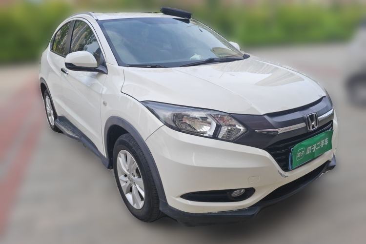Used Honda Vezel 2015 1.5L CVT two-wheel drive Comfort trim Front Right 45 Deg