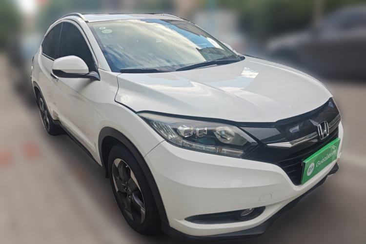 Used Honda Vezel 2015 1.8L CVT 2WD Luxury Model Front Right 45 Deg