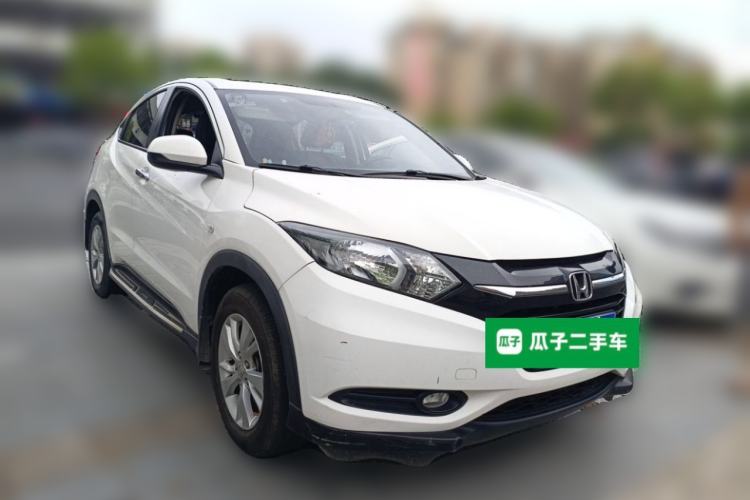 Used Honda Vezel 2015 1.8L CVT 2WD Elite Model Front Right 45 Deg