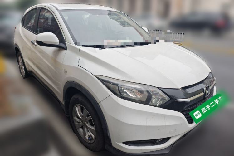 Used Honda Vezel 2015 1.5L CVT two-wheel drive Comfort trim Front Right 45 Deg