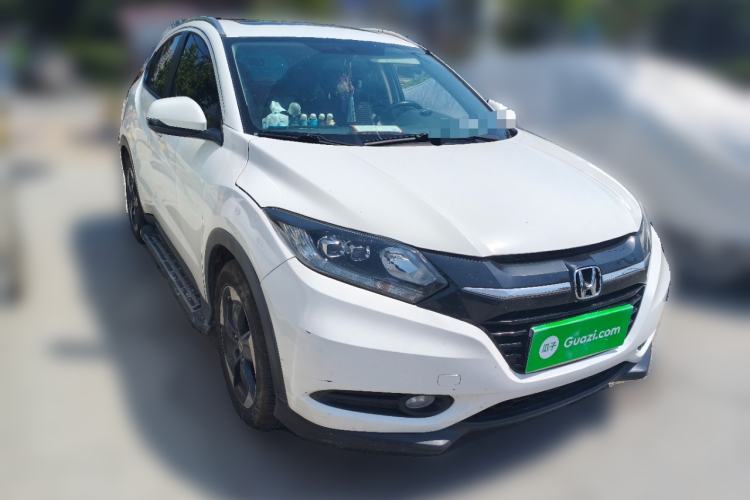 Used Honda Vezel 2015 1.8L CVT 2WD Luxury Model Front Right 45 Deg