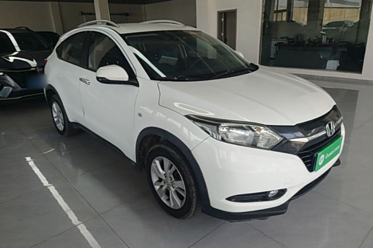 Used Honda Vezel 2015 1.5L CVT two-wheel drive Comfort trim Front Right 45 Deg