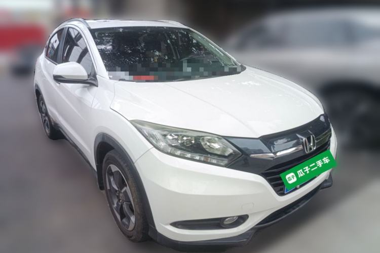 Used Honda Vezel 2015 1.8L CVT 2WD Luxury Model Front Right 45 Deg
