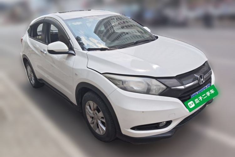 Used Honda Vezel 2015 1.8L CVT 2WD Elite Model Front Right 45 Deg