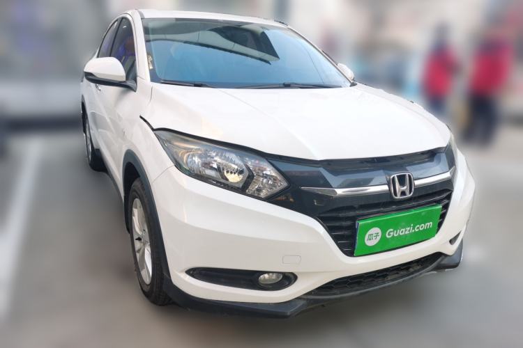 Used Honda Vezel 2015 1.5L CVT two-wheel drive Comfort trim Front Right 45 Deg