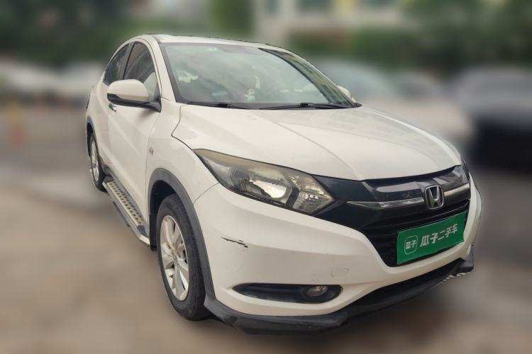 Used Honda Vezel 2015 1.5L CVT two-wheel drive Comfort trim Front Right 45 Deg
