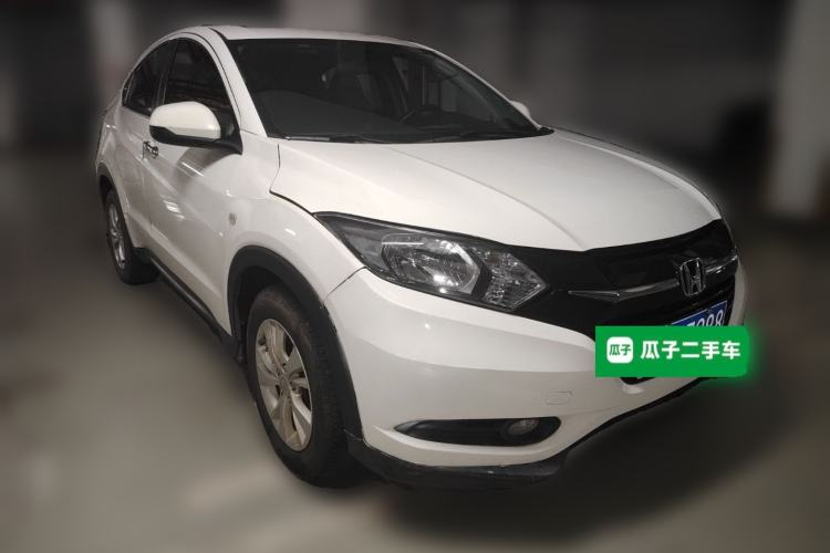 Used Honda Vezel 2015 1.5L CVT two-wheel drive Comfort trim Front Right 45 Deg