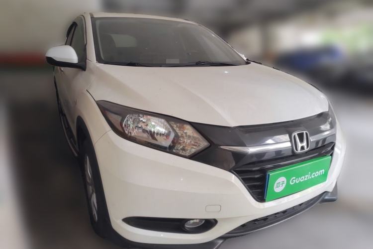 Used Honda Vezel 2015 1.5L CVT two-wheel drive Comfort trim Front Right 45 Deg