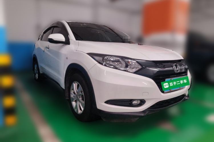 Used Honda Vezel 2015 1.8L CVT 2WD Elite Model Front Right 45 Deg