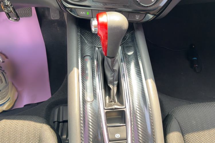 Used Honda Vezel 2015 1.5L CVT two-wheel drive Comfort trim Gear Lever