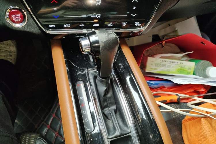 Used Honda Vezel 2015 1.8L CVT 2WD Luxury Model Gear Lever