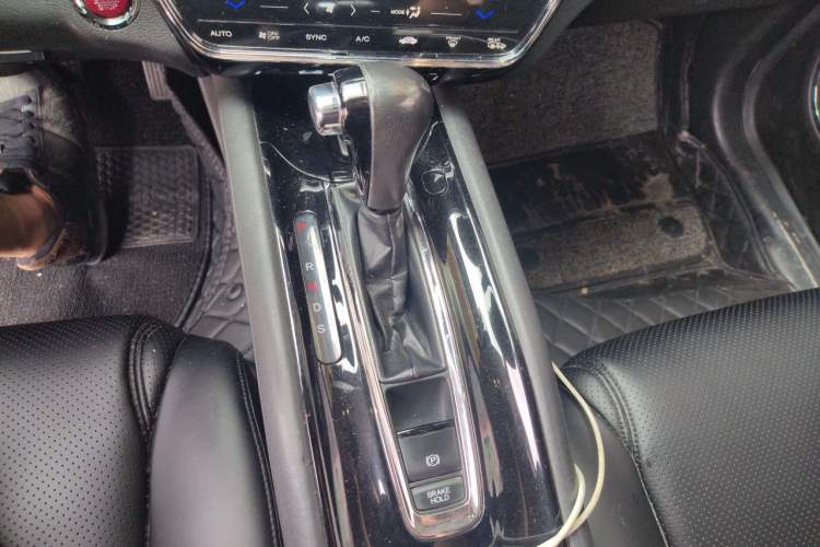 Used Honda Vezel 2015 1.8L CVT Four-Wheel Drive Flagship Model Gear Lever