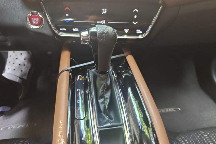 Used Honda Vezel 2015 1.8L CVT 2WD Luxury Model Gear Lever