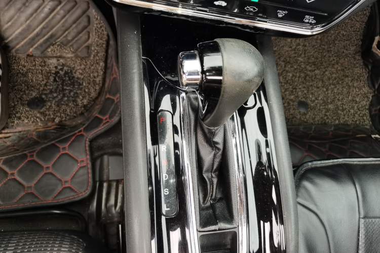 Used Honda Vezel 2015 1.8L CVT 2WD Luxury Model Gear Lever