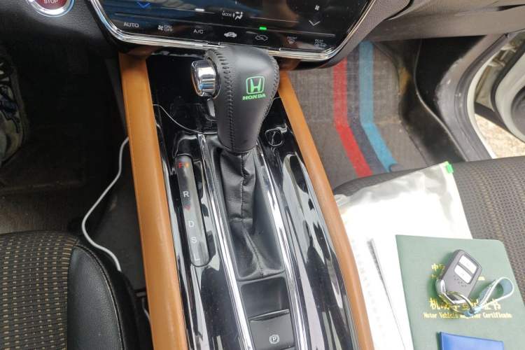 Used Honda Vezel 2015 1.8L CVT 2WD Luxury Model Gear Lever