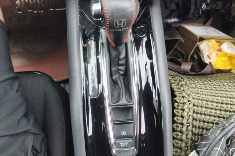 Used Honda Vezel 2015 1.5L CVT two-wheel drive Comfort trim Gear Lever
