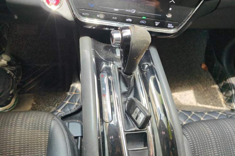 Used Honda Vezel 2015 1.8L CVT 2WD Luxury Model Gear Lever