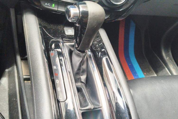 Used Honda Vezel 2015 1.8L CVT 2WD Elite Model Gear Lever