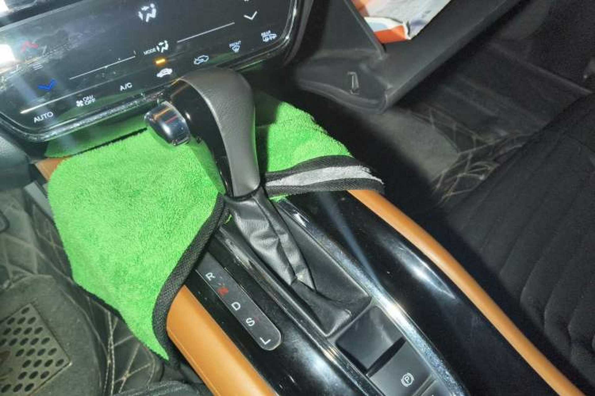 Used Honda Vezel 2015 1.8L CVT 2WD Luxury Model Gear Lever