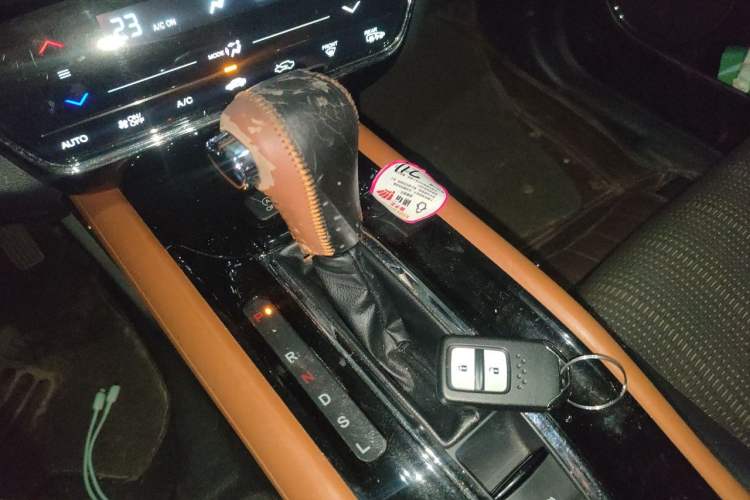 Used Honda Vezel 2015 1.8L CVT 2WD Luxury Model Gear Lever