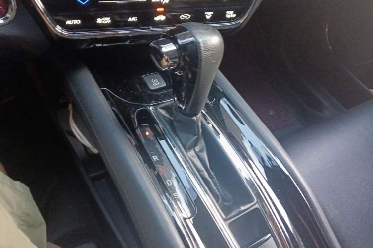 Used Honda Vezel 2015 1.8L CVT 2WD Luxury Model Gear Lever