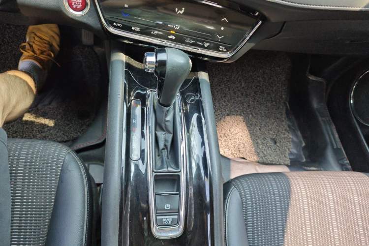 Used Honda Vezel 2015 1.8L CVT 2WD Luxury Model Gear Lever
