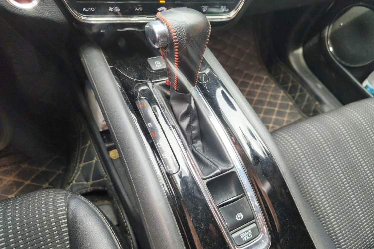 Used Honda Vezel 2015 1.8L CVT 2WD Luxury Model Gear Lever