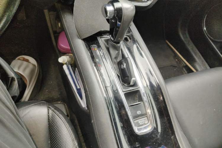 Used Honda Vezel 2015 1.8L CVT Four-Wheel Drive Flagship Model Gear Lever