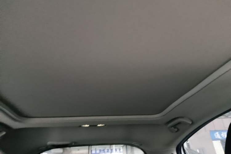 Used Honda Vezel 2015 1.8L CVT 2WD Luxury Model Headliner