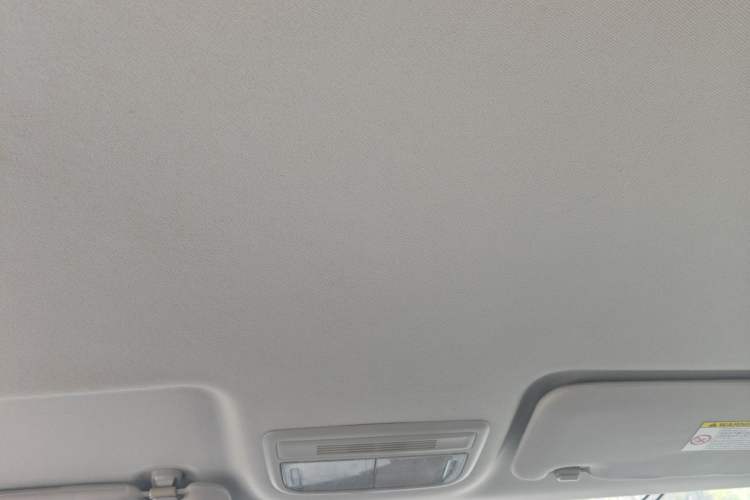 Used Honda Vezel 2015 1.5L CVT two-wheel drive Comfort trim Headliner