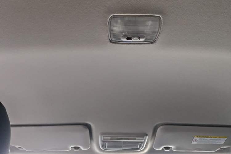 Used Honda Vezel 2015 1.5L CVT two-wheel drive Comfort trim Headliner