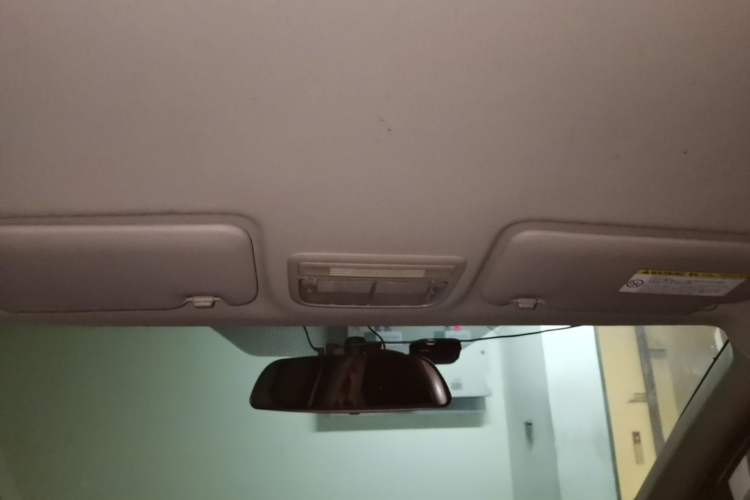 Used Honda Vezel 2015 1.5L CVT two-wheel drive Comfort trim Headliner